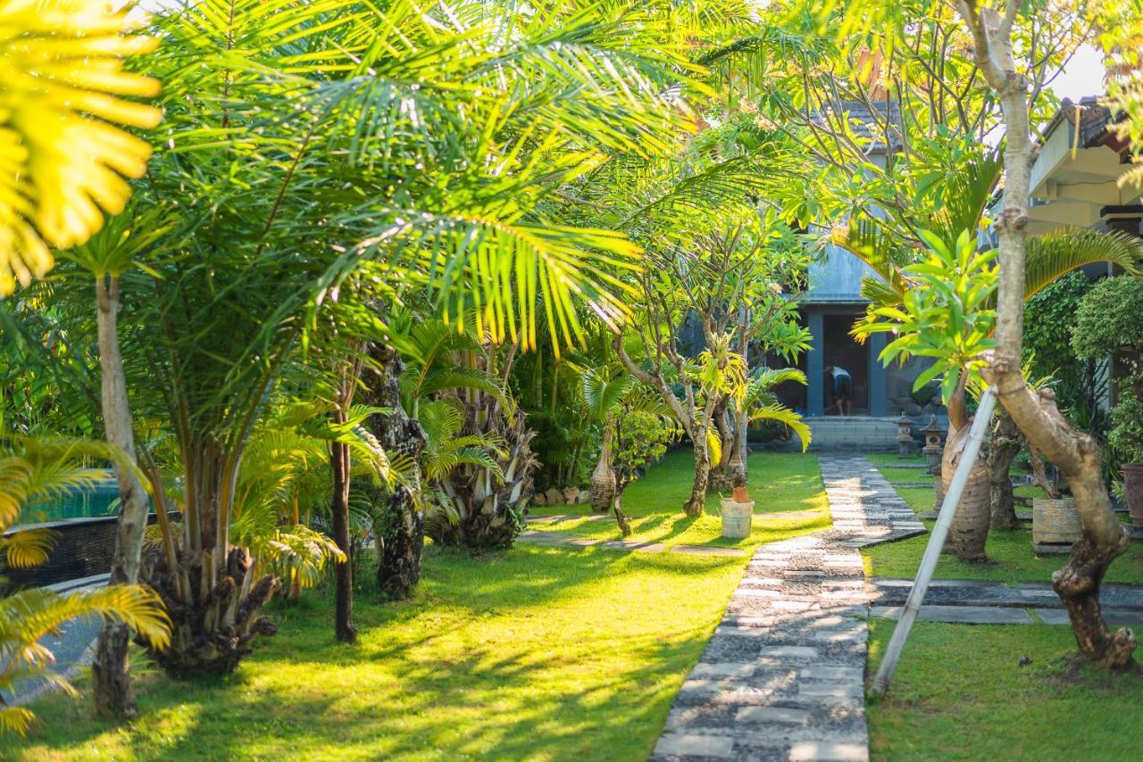 Pondok Wisata Sartaya 2 Lovina Kültér fotó